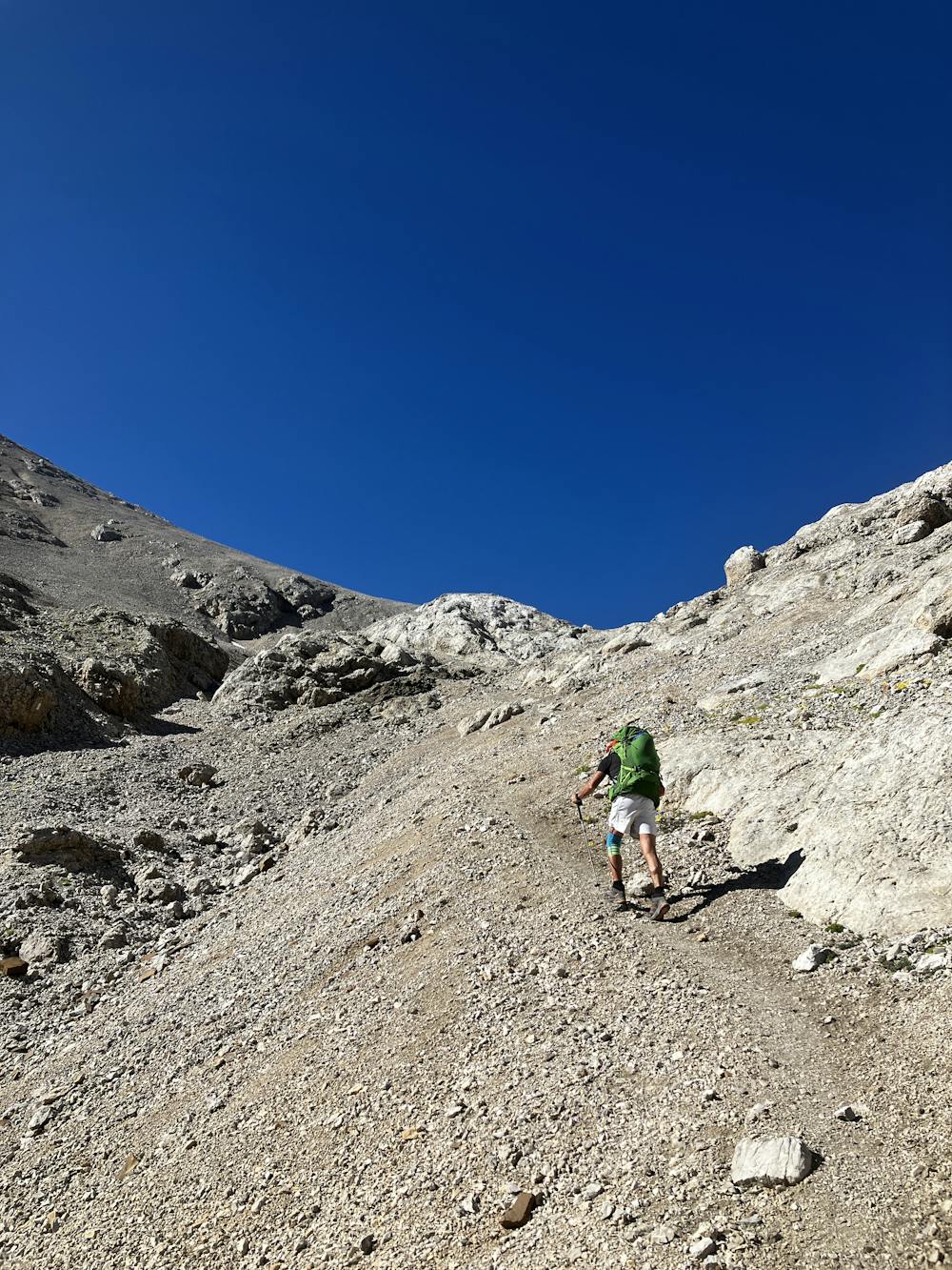 Ascending towards Passo Cirele