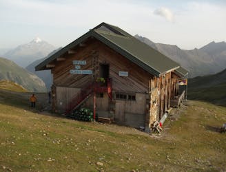 Tour du Mont Blanc: Les Contamines to Les Chapieux