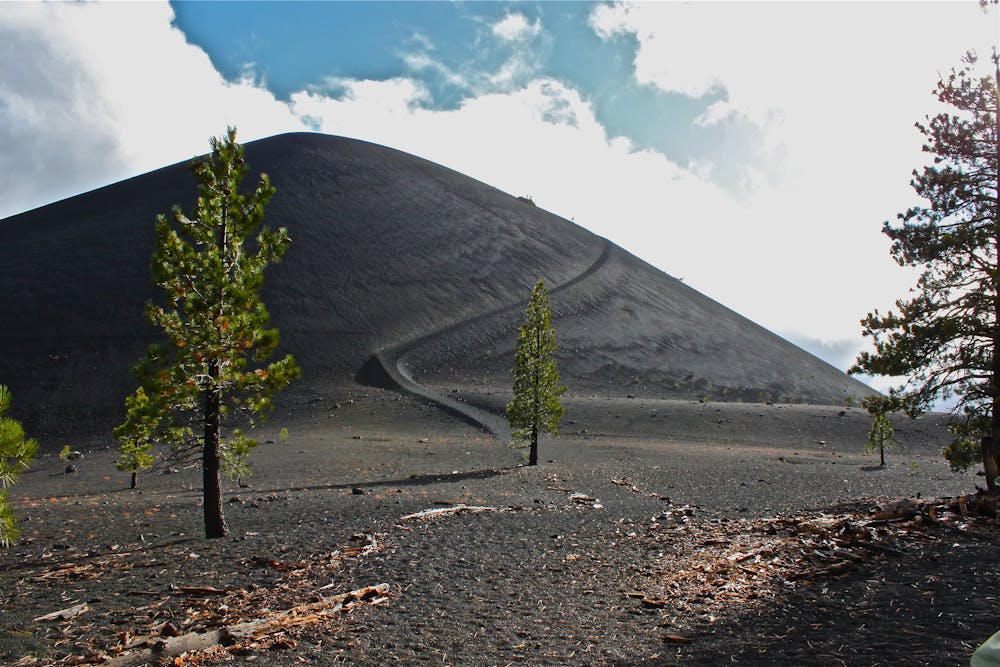 The trail on Cinder Cone