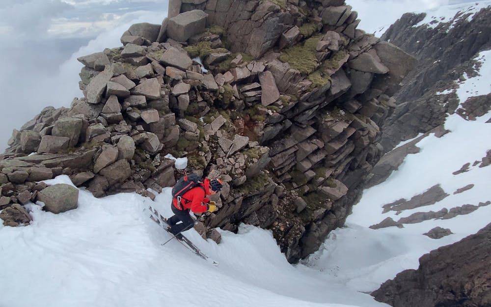Gavin Carruthers dropping into Central Buttress off Braeriach
