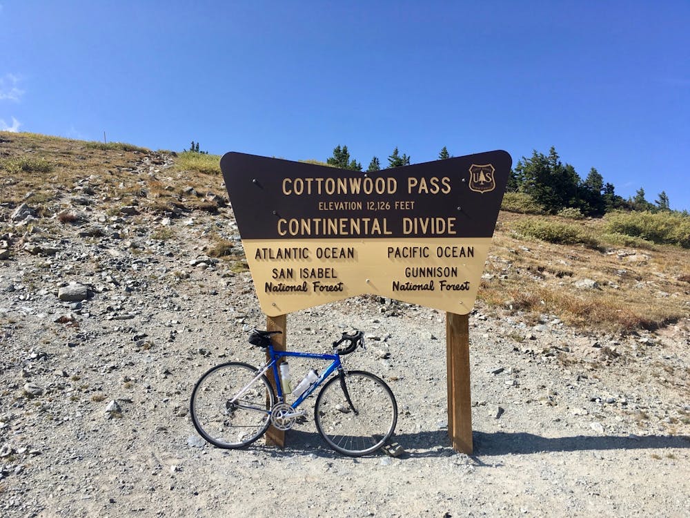 Continental Divide on Cottonwood Pass