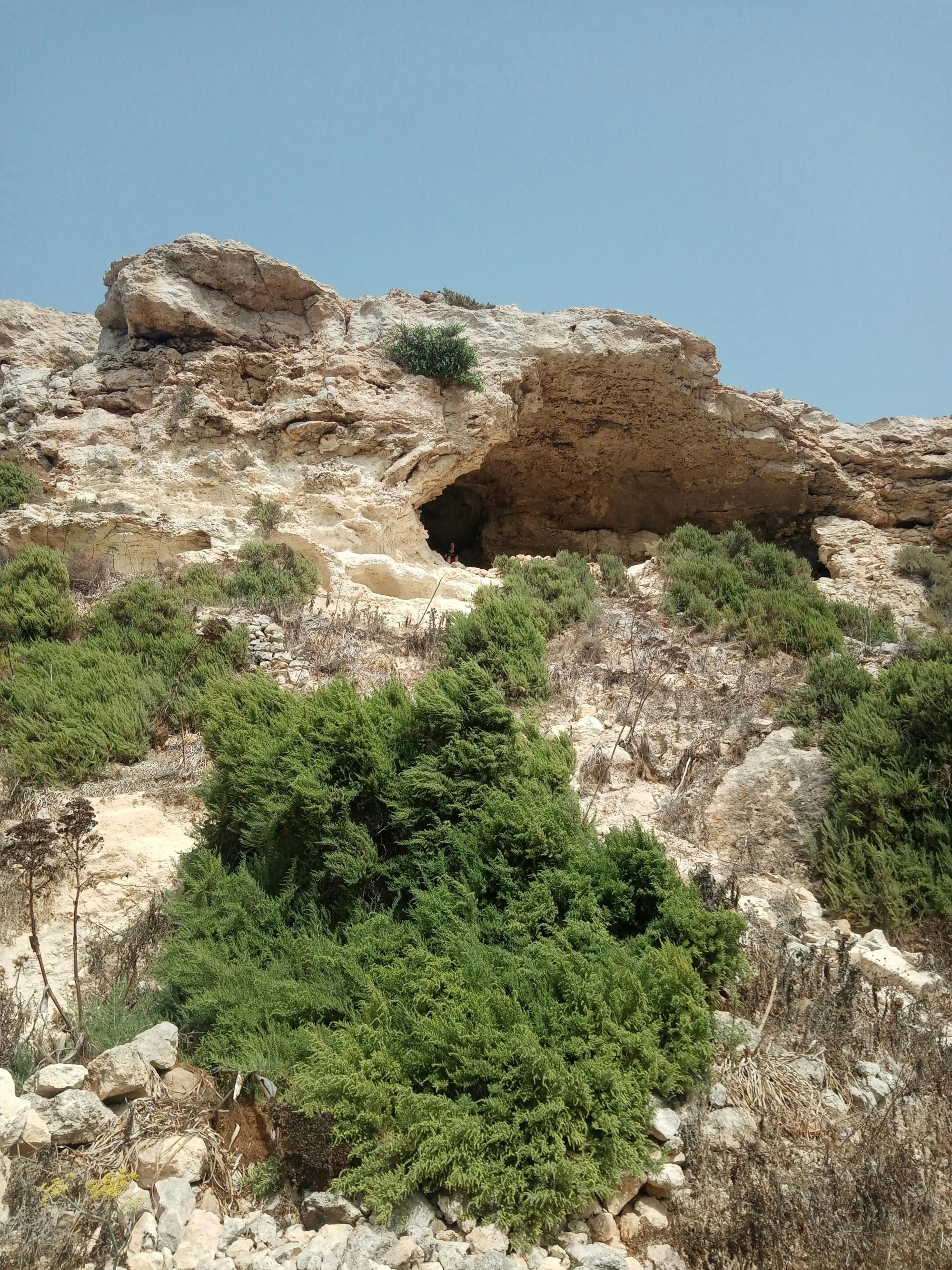 Looking up at the Tal-Mixta cave
