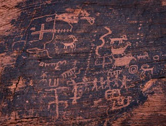 Petroglyph Canyon via Mouse's Tank Trail