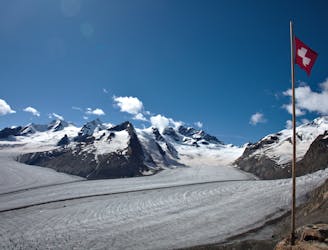 A Gorgeous 4 Day Glacier Trek Through the Bernese Alps