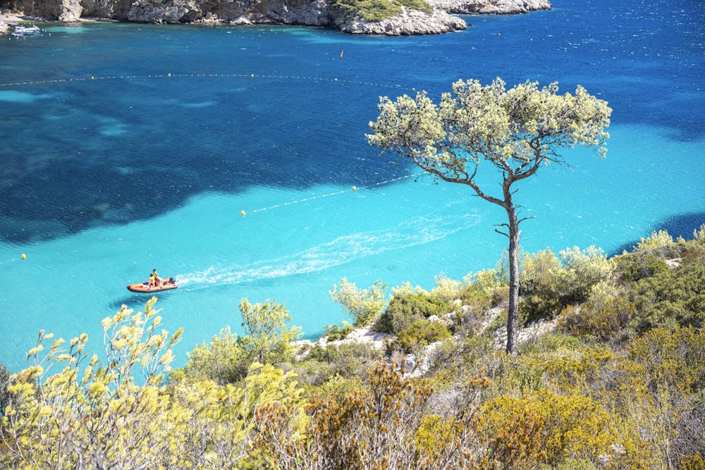 boat calanque sormiou turquoise summer marseille france