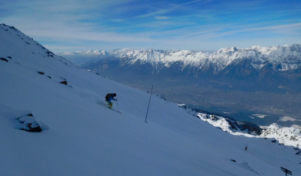 Fun skiing with the peaks of the Karwendel visible behind.