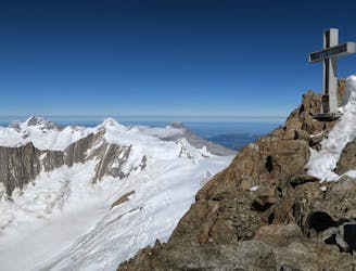 Bernese Oberland 4000m Peak Tour: The Finsteraarhorn