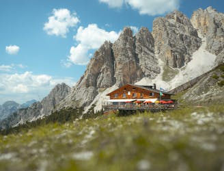 STAGE 1 - From Cortina d'Ampezzo to Rifugio Son Forca