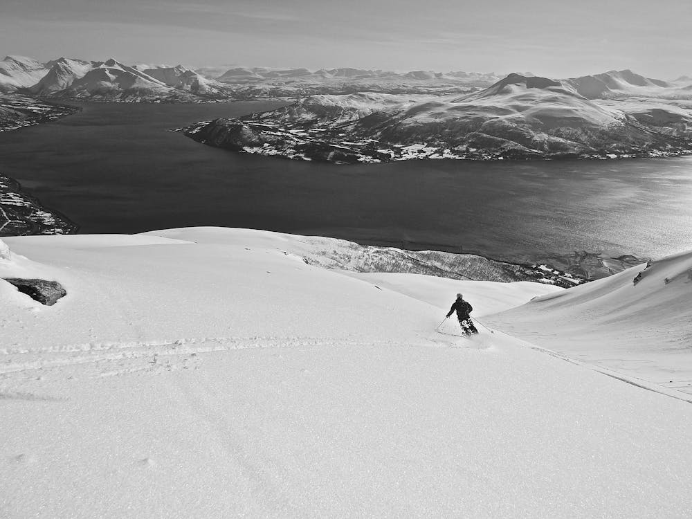 Epic views on the ski down