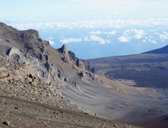 Keonehe’ehe’e Trail - Haleakalā Crater