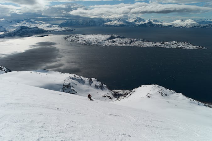 Explore Kågtinden : Norway's Finest Ski Mountain...?