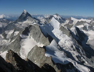 Obergabelhorn, 4063m. ENE Ridge via Wellenkuppe.