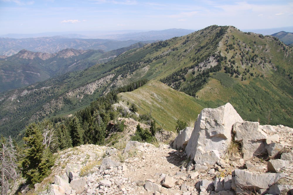 View of the ridge between Mount Raymond and Gobblers Knob from the top of Mount Raymond