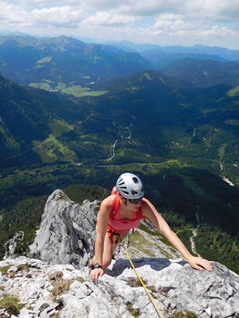 Non-Glaciated Mountaineering Missions Around Innsbruck