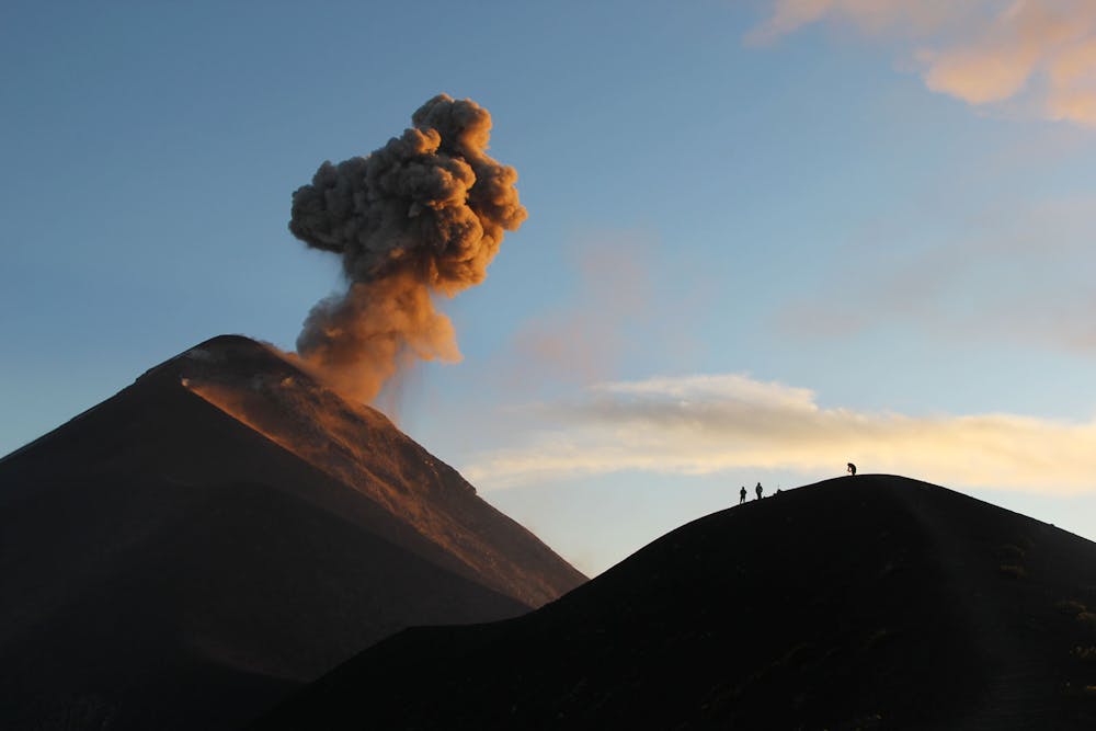 Day explotion seen from the aproach to volcano de Fuego