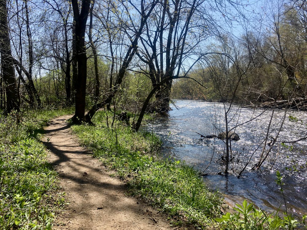 A quick access to the Menomonee River