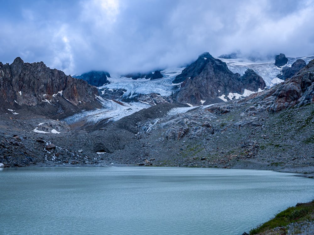 Photo from Lac des Quirlies