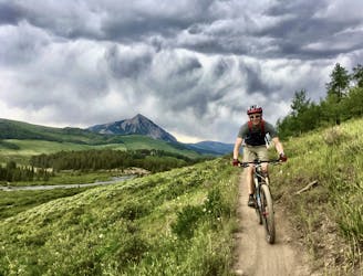 6 Flowy Beginner Mountain Bike Trails in Crested Butte