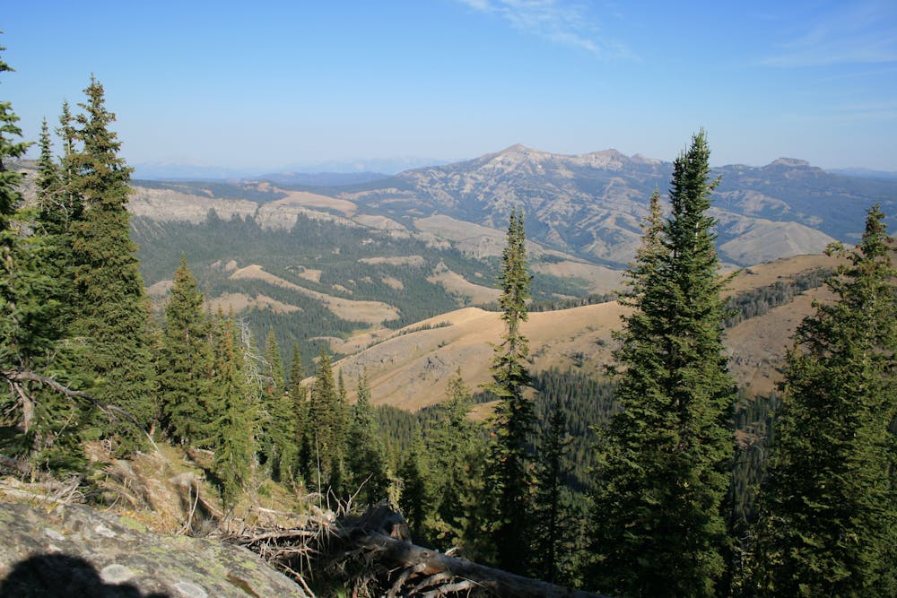 View between Shelf Lake and Big Horn Peak