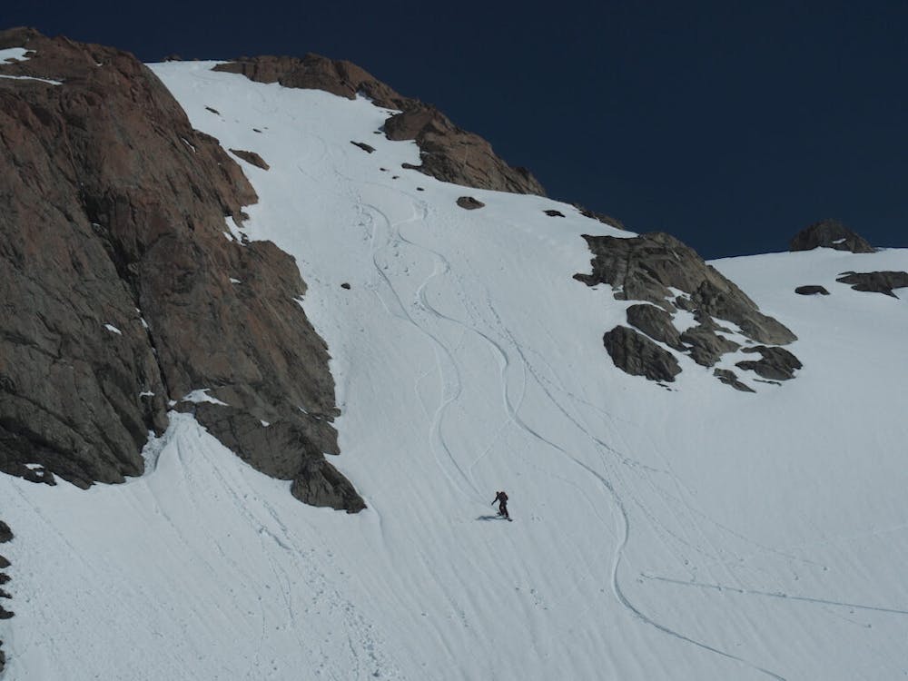 The first few steep turns of the top