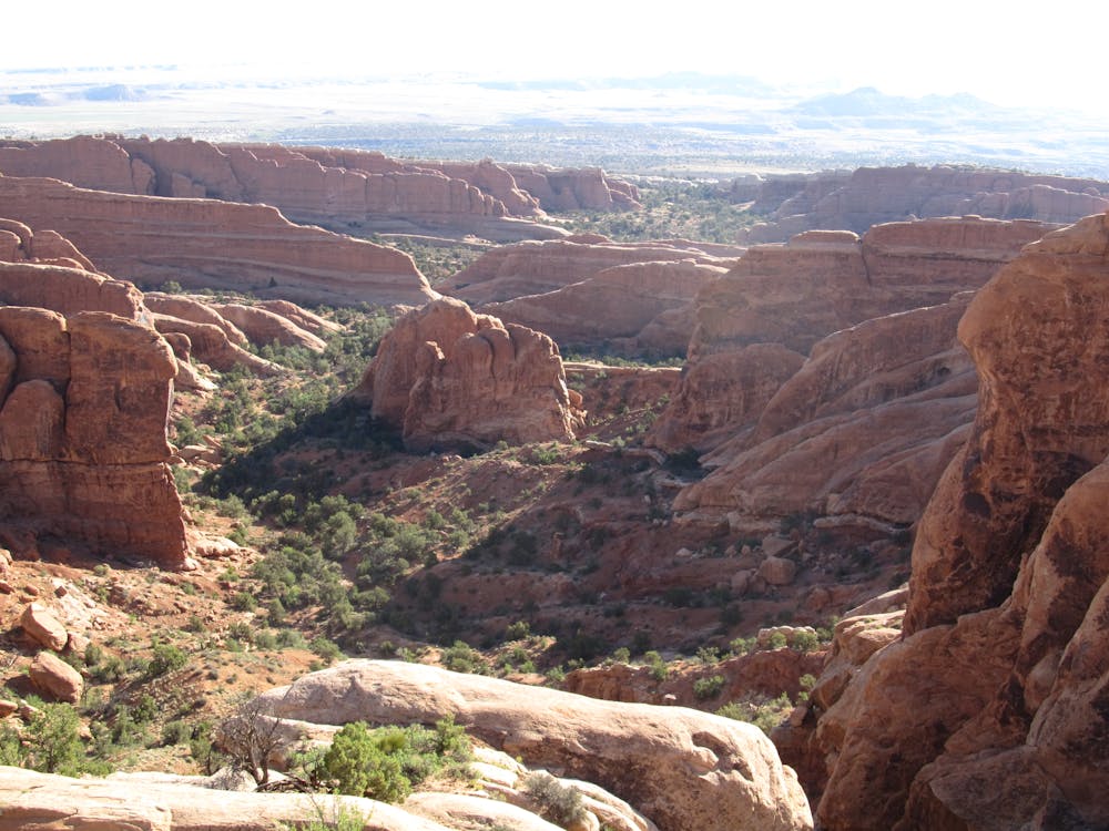 Devils Garden Trail Between Landscape Arch and Double O Arch