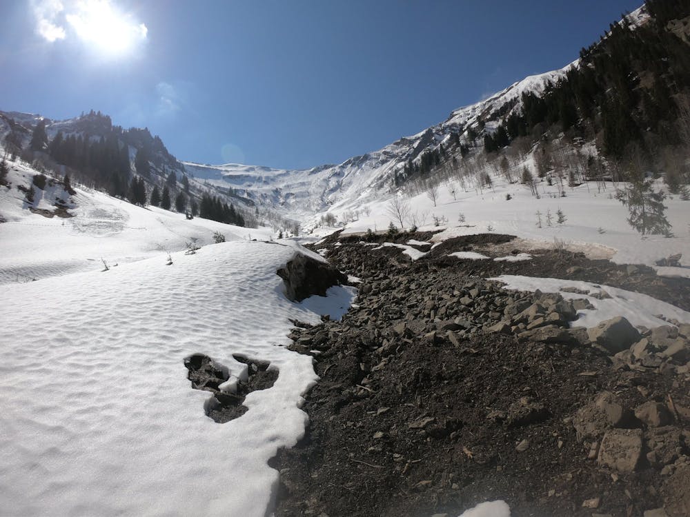 Photo from Lac du Ger Car Park to the Vaconnant and back