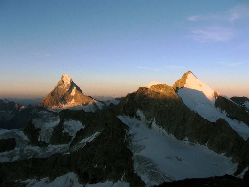 View at dawn from Zinalrothorn summit