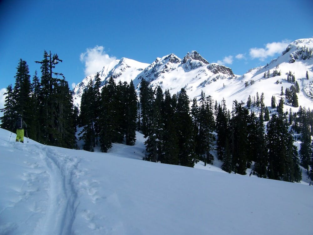 Heading up to the South side of Mount Shuksan via the Shannon Ridge Trail