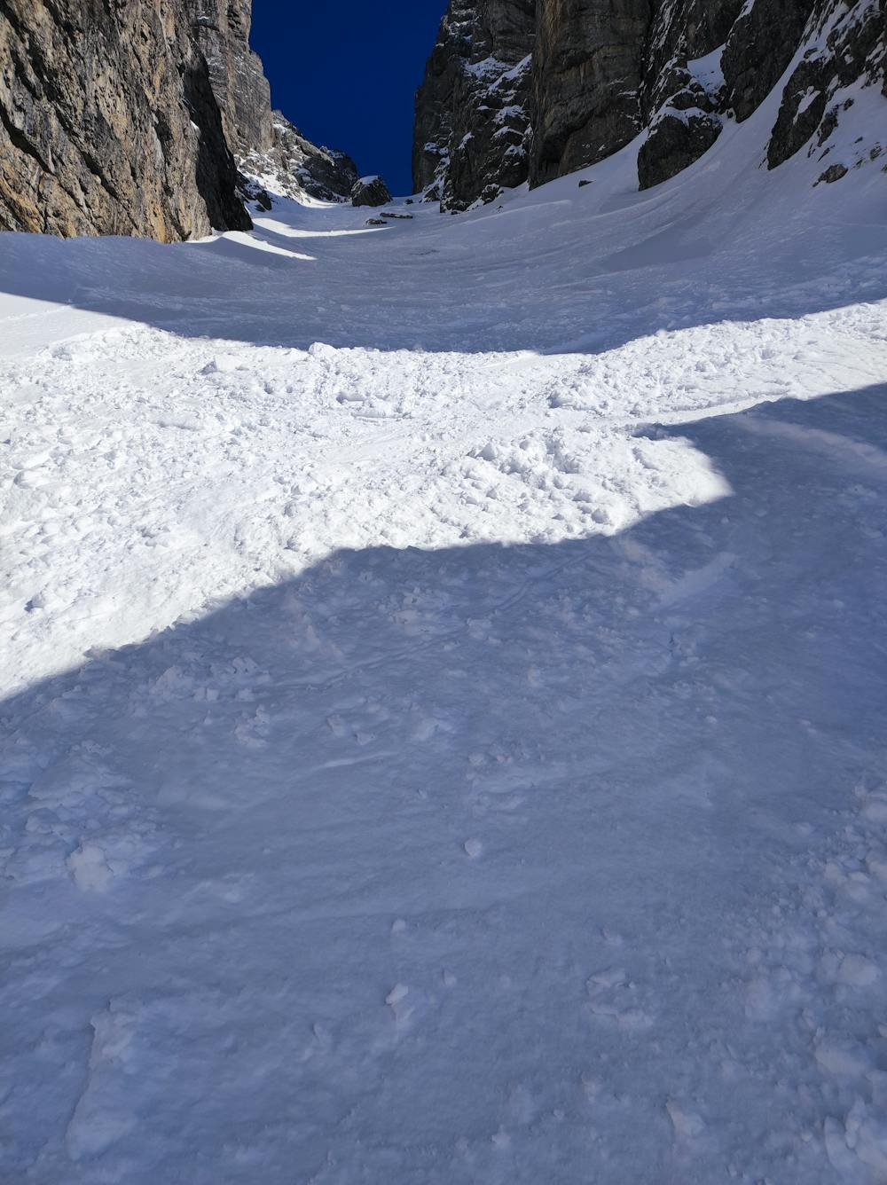 looking up the couloir