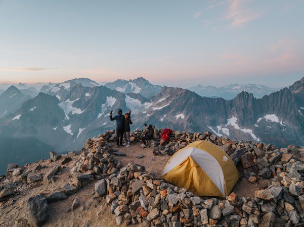 7 Epic PNW Hikes For Summer 2023!