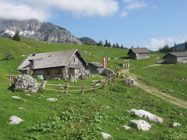 Top 7 Hiking Trails in Dachstein Salzkammergut