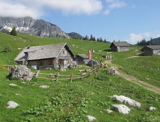 Top 7 Hiking Trails in Dachstein Salzkammergut