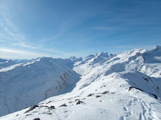 Otztal Ski Tour: Hochjoch Hospice to Vernagt Hut via Fluchtkogel Summit