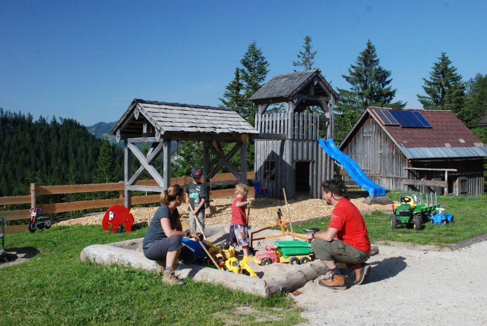 Playground at the Hütteneck hut