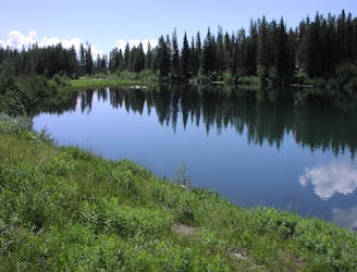 Leigh, Bearpaw, and Trapper Lakes