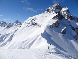 5 High Mountain Ski Tours Within an Hour of Geneva
