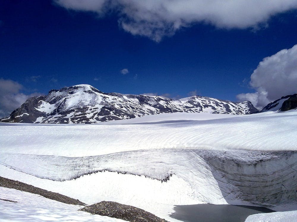 Wildstrubel from Plaine Morte Glacier