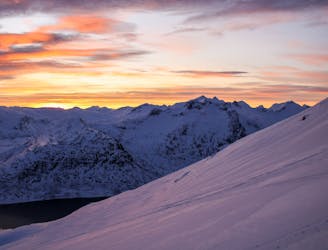 Classic Ski Touring Adventures in the Tromsø Region