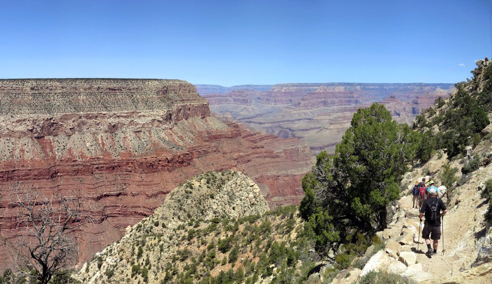 Grand Canyon National Park: Starting Down Hermit Trail: 3937