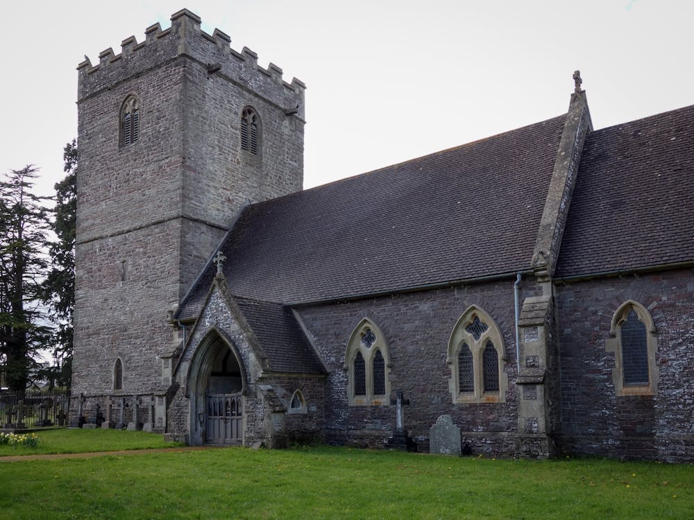 Llanfrynach church