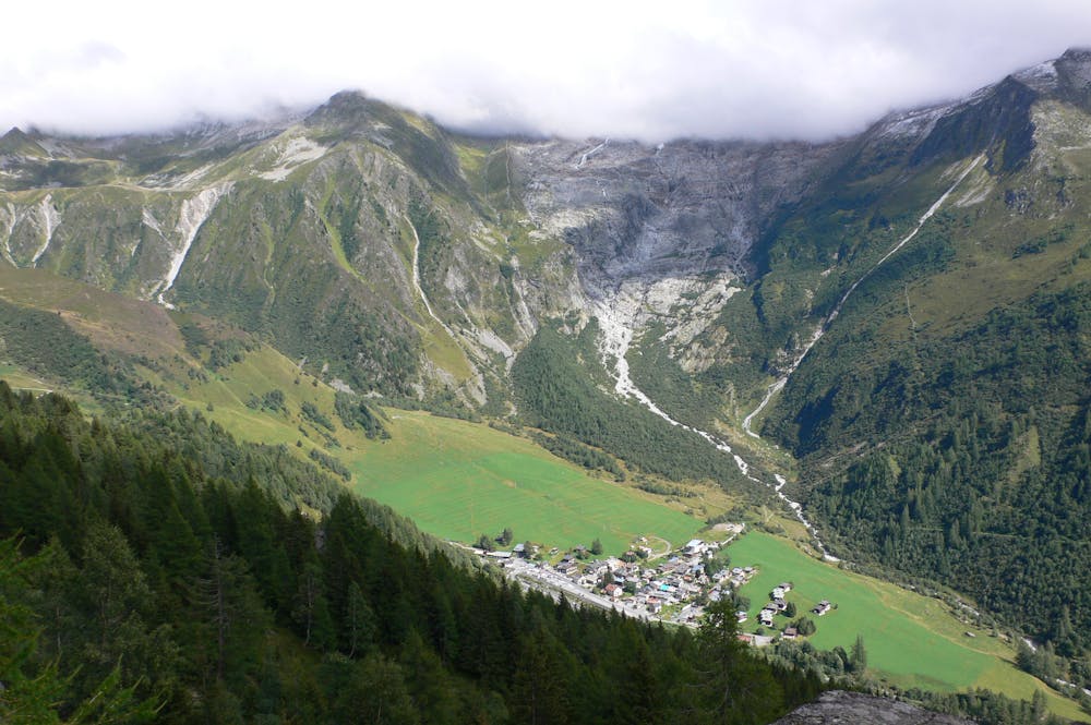View above Tre-le-champ on theTour de Mont Blanc