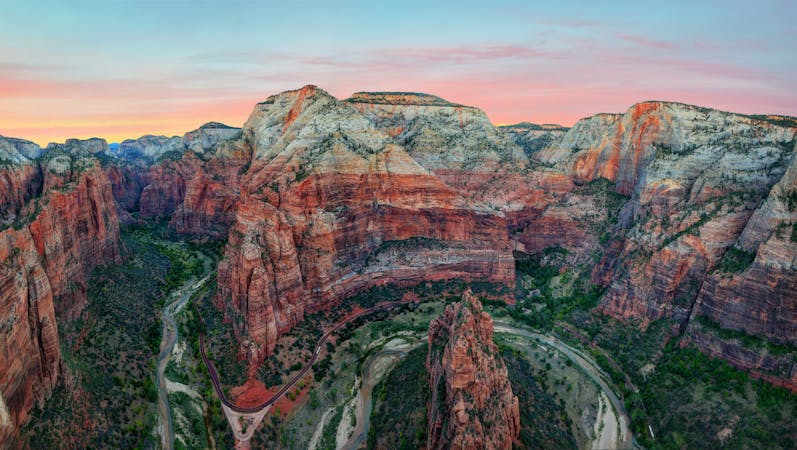 25 of the Most Incredible Day Hikes in the United States