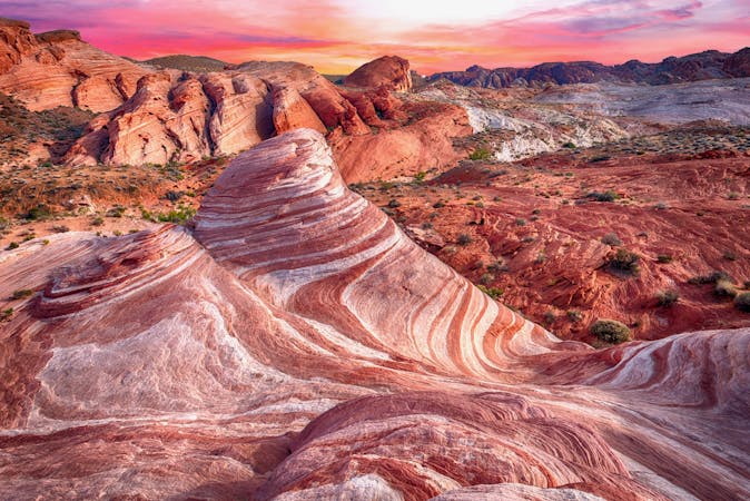 Ignite Adventure: Best Hikes in the Valley of Fire