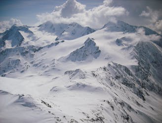 Otztal Ski Tour: Martin Busch Hut to Hochjoch Hospice via Similaun Summit