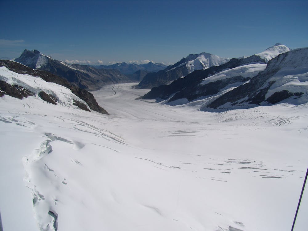 Looking down to the Konkordia Platz from the top of the Jungfraujoch.