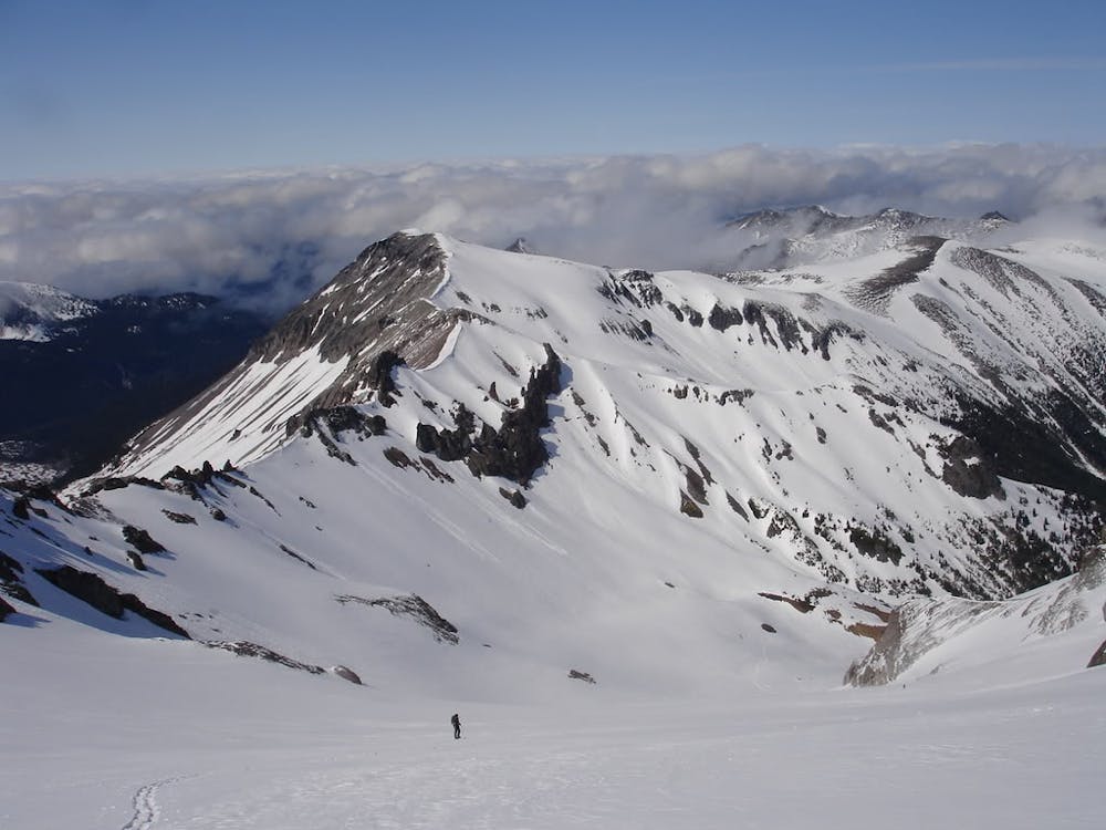 Skiing down the Interglacier