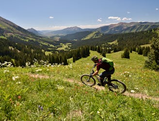 Superb Alpine Mountain Biking in Crested Butte, Colorado