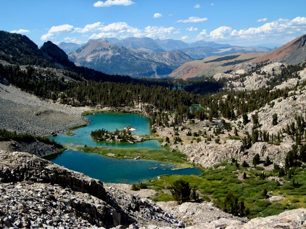 Experience the Sierras: Best Day Hikes in Mammoth Lakes